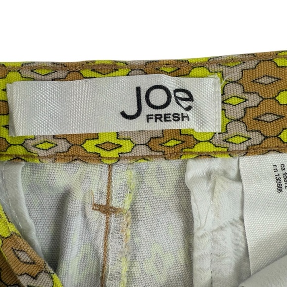 Joe Fresh 70’s Inspired Shorts. Size 2 - Picture 6 of 11